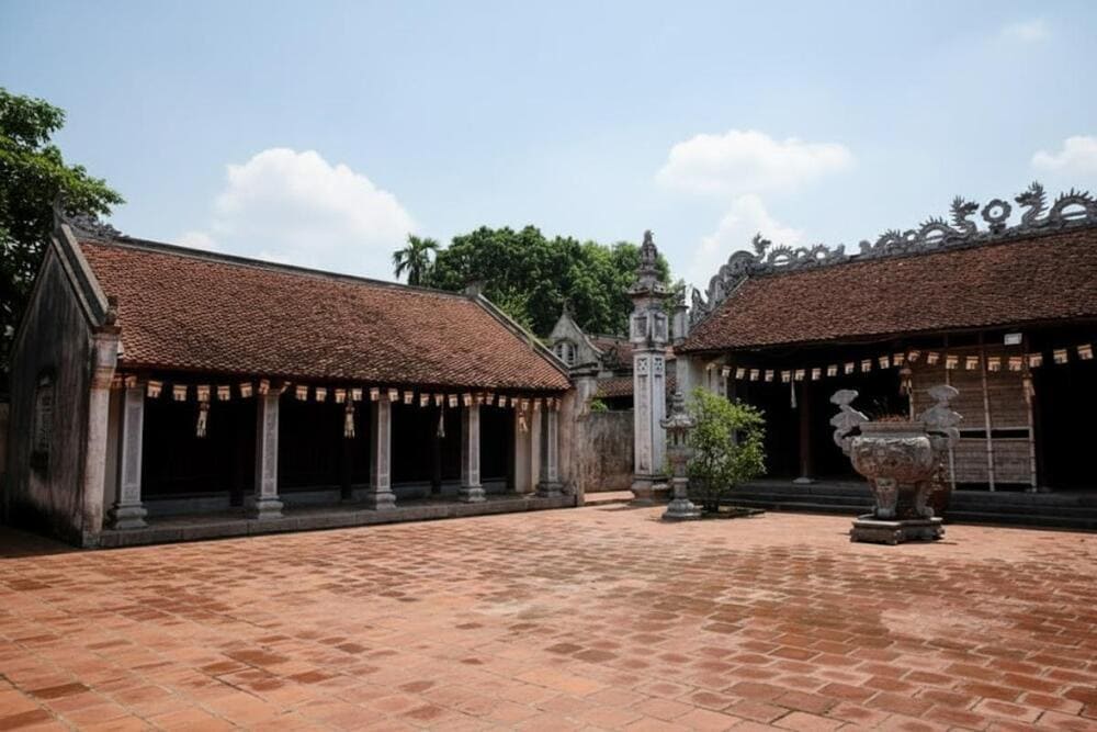 Lời đồn “vắng như chùa Bà Đanh” bắt nguồn từ vị trí biệt lập của chùa.